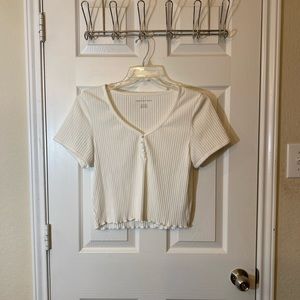 AMERICAN EAGLE Cropped Tee